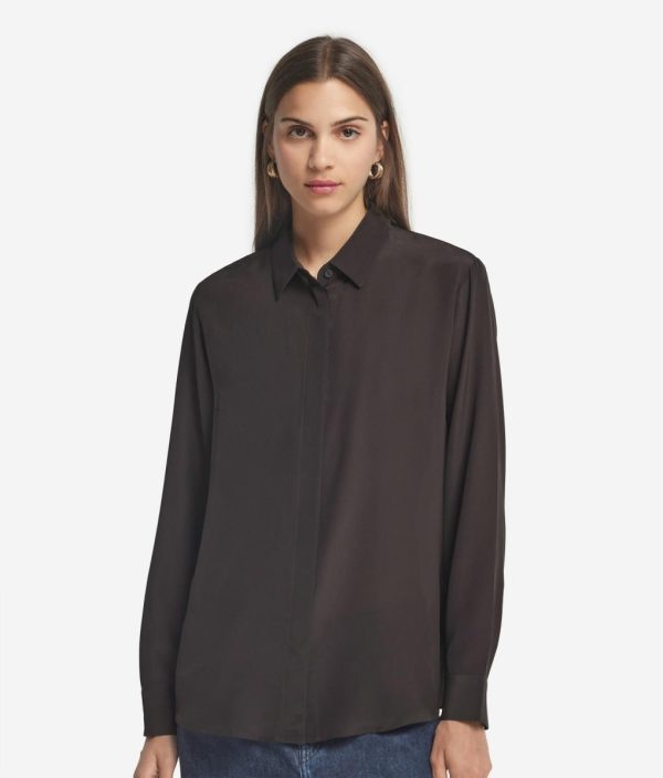 Taralawrence.shop77bebb2b49 2