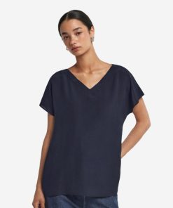 Taralawrence.shop77fbb16779 2