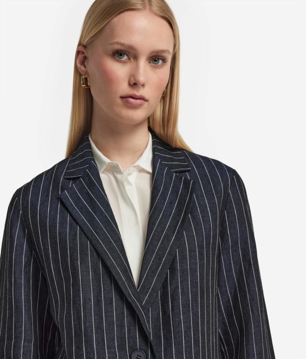 Taralawrence.shop7992e9536c 4