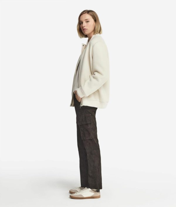 Taralawrence.shop79b795b240 1