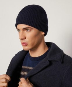 Taralawrence.shop7aec5495f1 2