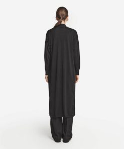 Taralawrence.shop7c12d2725f 3