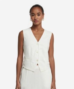 Taralawrence.shop7c23f1a13c 2