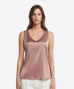 Taralawrence.shop7c2f3e307b 2