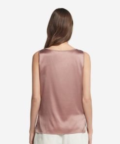 Taralawrence.shop7c2f3e307b 3