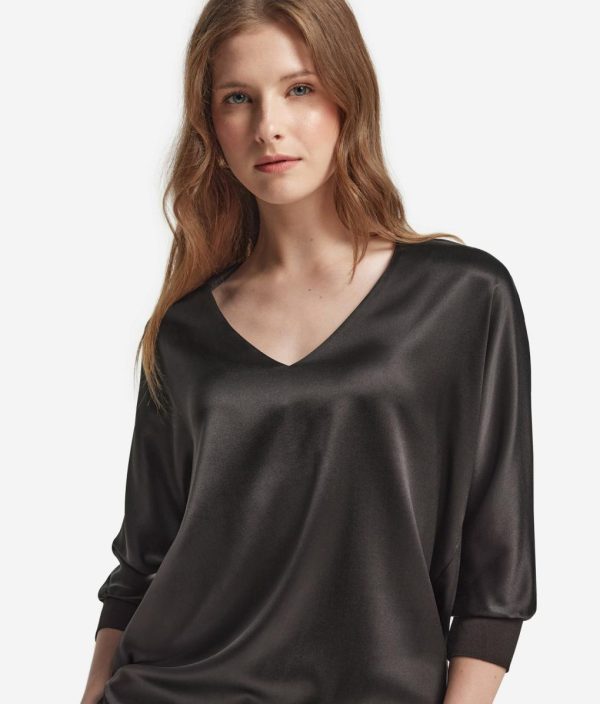 Taralawrence.shop7c702a799f 4