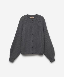 Taralawrence.shop7c802c4035 5