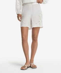 Taralawrence.shop7cf6e53322 2