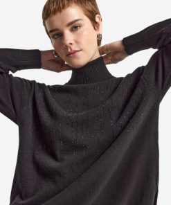 Taralawrence.shop7de4af1d2a 4