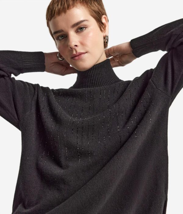 Taralawrence.shop7de4af1d2a 4