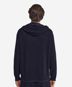 Taralawrence.shop7e7815c08d 3