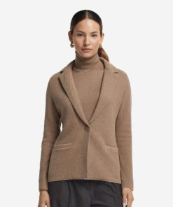 Taralawrence.shop7fea7410cd 2