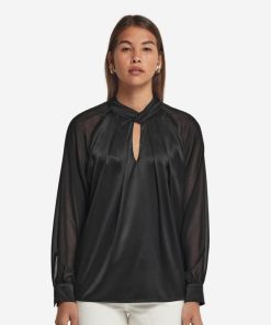 Taralawrence.shop820306c5a7 2