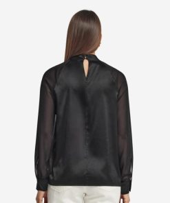 Taralawrence.shop820306c5a7 3