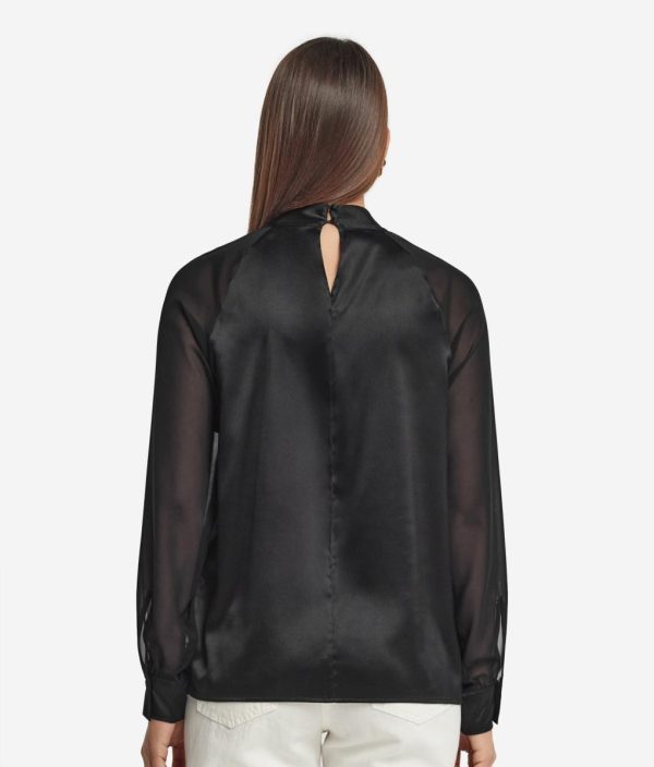 Taralawrence.shop820306c5a7 3