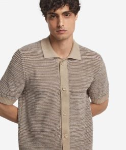 Taralawrence.shop82d2d60637 4