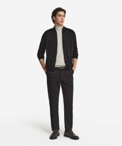 Taralawrence.shop83ccb8d2a6 1