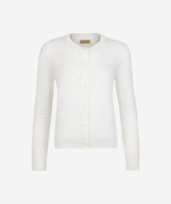 Taralawrence.shop85a68cf0bd 5