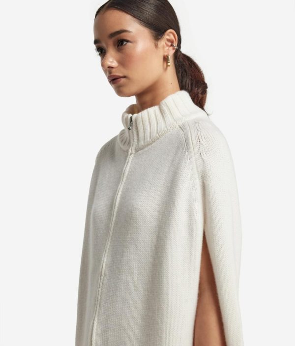 Taralawrence.shop869786b651 4