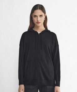 Taralawrence.shop87db4db687 2