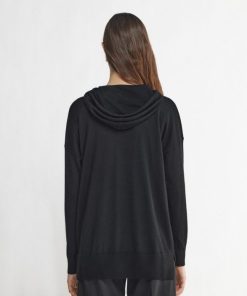 Taralawrence.shop87db4db687 3