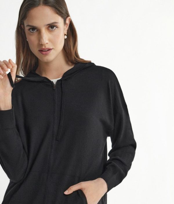 Taralawrence.shop87db4db687 4