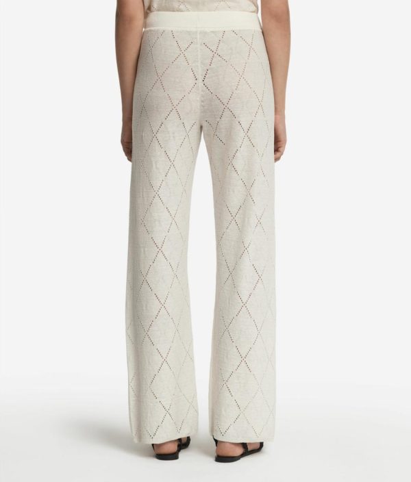 Taralawrence.shop8955562dfc 3