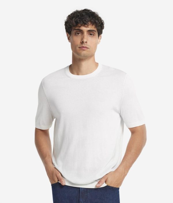 Taralawrence.shop8972faf8a4 2