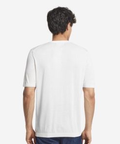 Taralawrence.shop8972faf8a4 3