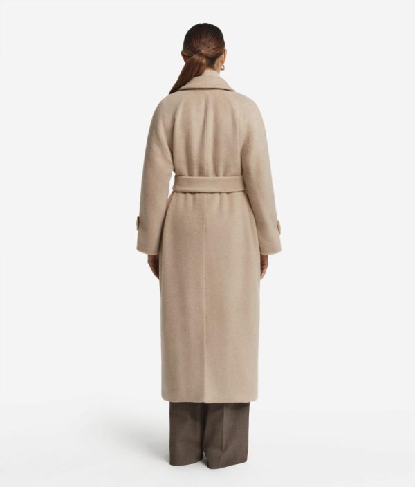 Taralawrence.shop8b4908f649 3