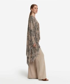 Taralawrence.shop8ba430f5db 1