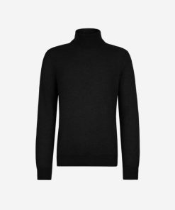 Taralawrence.shop8c18100202 4