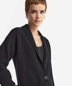 Taralawrence.shop8e1e55d82c 4