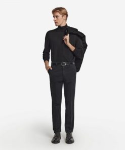 Taralawrence.shop8f98227abc 1