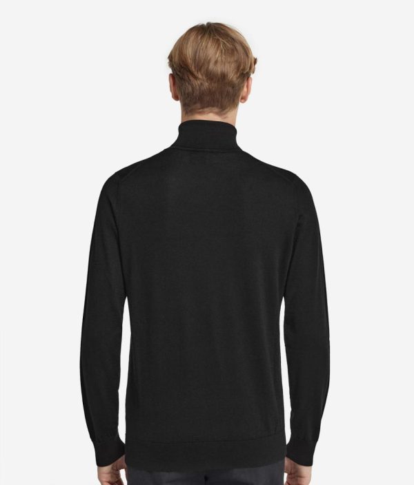 Taralawrence.shop8f98227abc 3