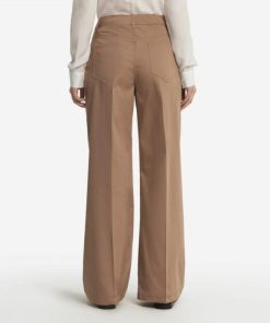 Taralawrence.shop9225b5b45b 3