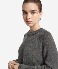 Taralawrence.shop94076ba64a 4