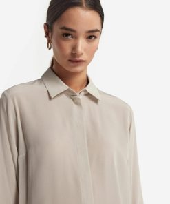 Taralawrence.shop94c1ce9e5d 4