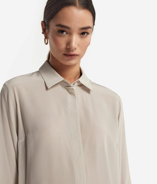 Taralawrence.shop94c1ce9e5d 4