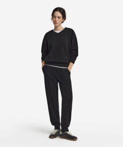 Taralawrence.shop98c2079846 1