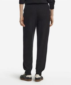 Taralawrence.shop98c2079846 3