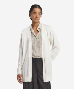 Taralawrence.shop9a05116f29 2