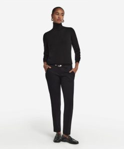 Taralawrence.shop9a501482aa 1