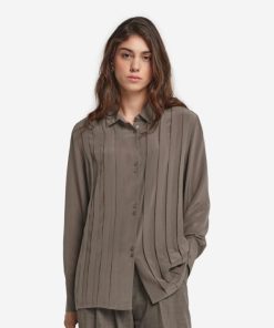 Taralawrence.shop9b1cfffe61 2