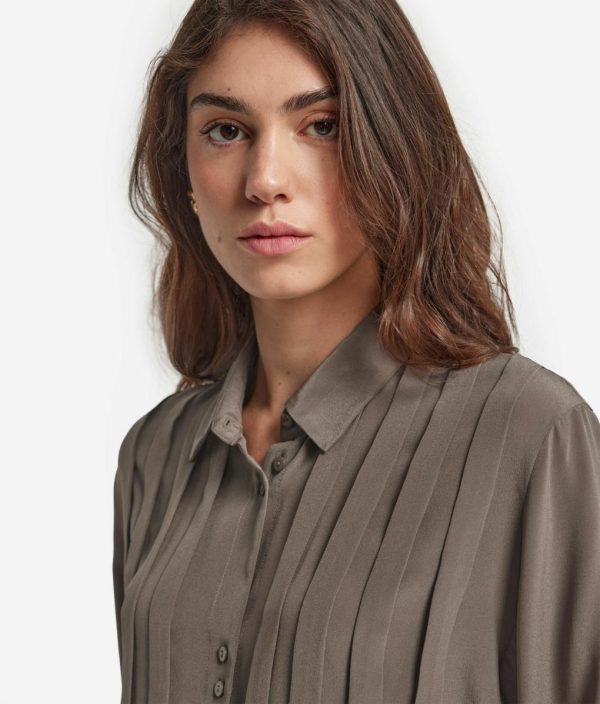 Taralawrence.shop9b1cfffe61 4