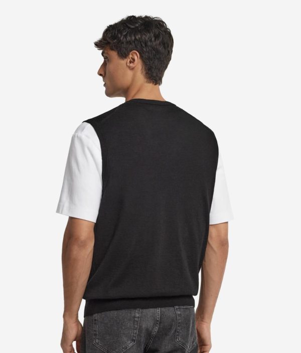 Taralawrence.shop9b368f4539 3