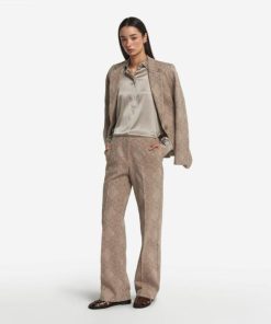 Taralawrence.shop9ba7edb33e 1