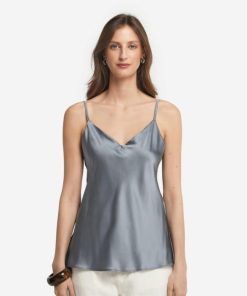 Taralawrence.shop9f3b9747b4 2