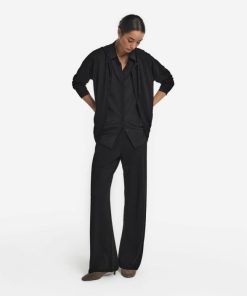 Taralawrence.shop9f82e73dd0 1