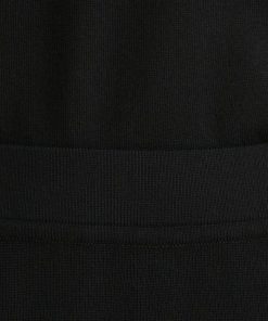 Taralawrence.shop9f82e73dd0 5